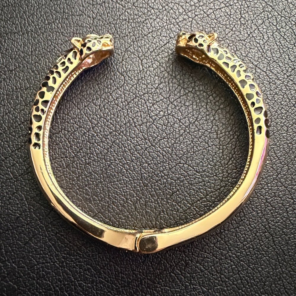 Leopard Head Hinged Cuff Bracelet Gold Tone panther face to face enamel crystal